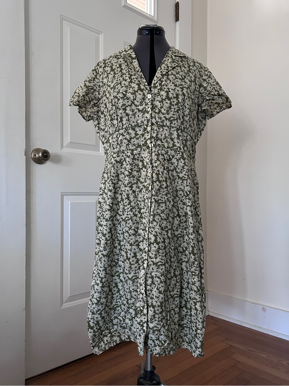 Sundance Green Floral Button-Front Womens Dress